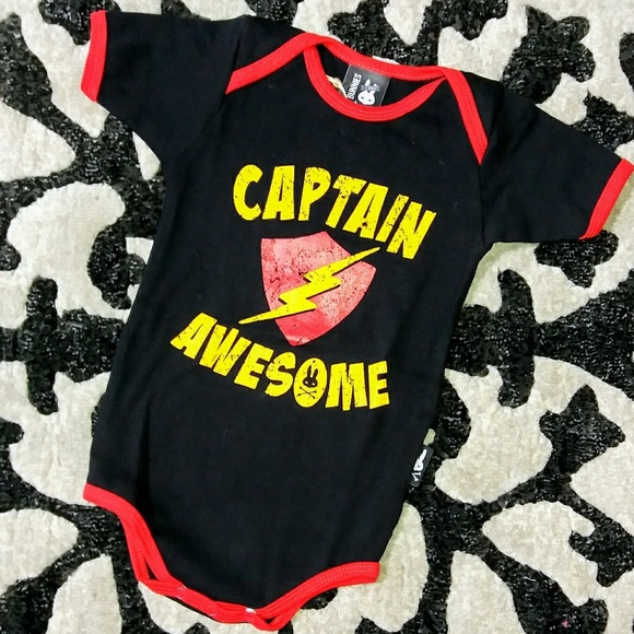 "Captain Awesome" Organic Cotton Bodysuit - Picture 2 of 5